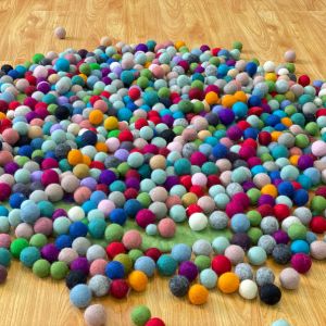 Felt Balls