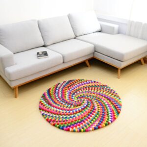 Spiral felt ball rug