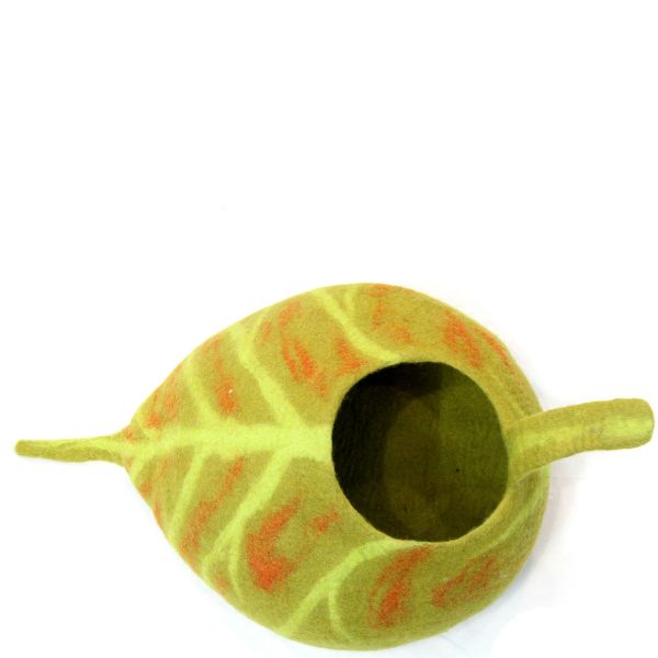 Handmade Felt Leaf design Cat cave