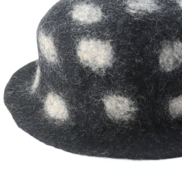 Felt Black Colored Dotted Hat - Image 2