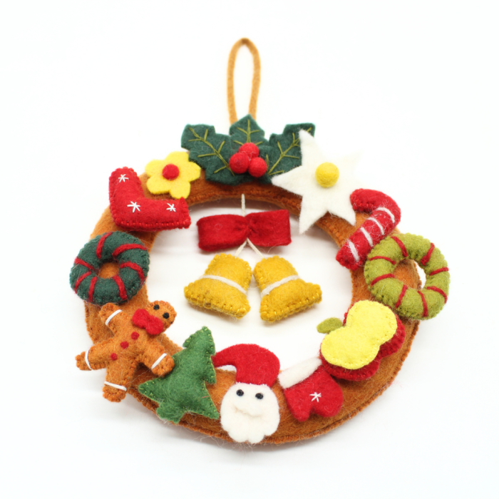 Handmade felt Christmas wreath with charming Christmas ornament design, crafted from 100% natural wool - Image 2
