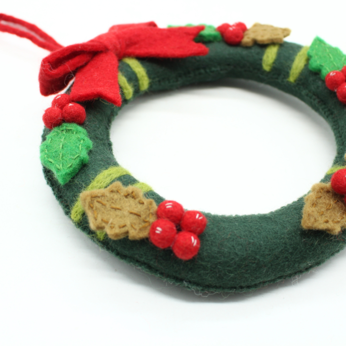 Handmade Christmas Wreath with Red Bow and Cherry Berries for Festive Home Decoration - Image 8
