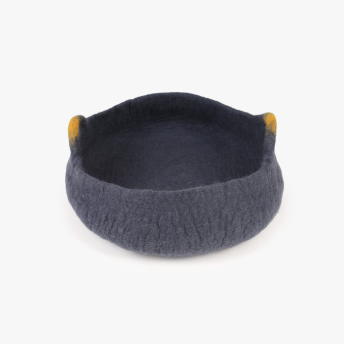 Handmade Felt Cat Bed / Basket - Image 3