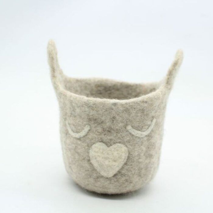 Handmade Felt Storage Basket with Heart Design - Image 5