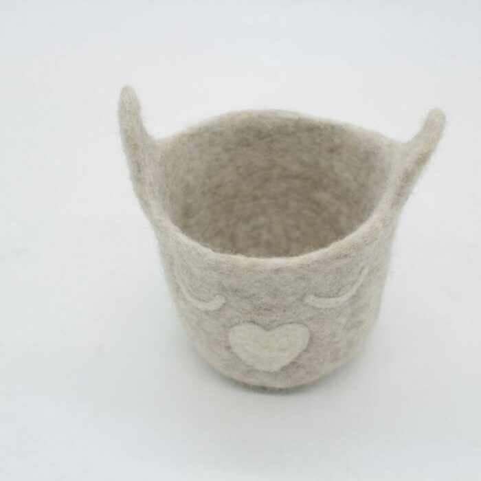 Handmade Felt Storage Basket with Heart Design - Image 2